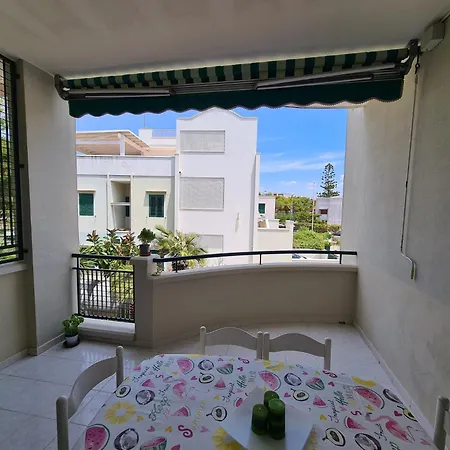 Tamerici 2 A 150metri Dalla Spiaggia- Apulia غالّيبولي