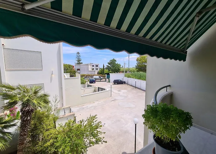 بيت للعطل Tamerici 2 A 150metri Dalla Spiaggia- Apulia غالّيبولي